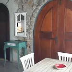Πανσιόν Antik Zeytin & Art Golturkbuku