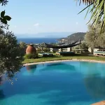 Πανσιόν Antik Zeytin & Art