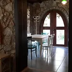 Πανσιόν Antik Zeytin & Art Golturkbuku
