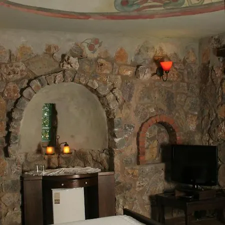 Πανσιόν Antik Zeytin & Art Golturkbuku